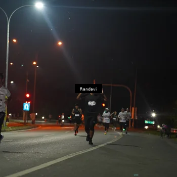 Runner Photo 7760956