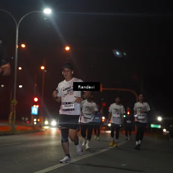 Runner Photo 7760957