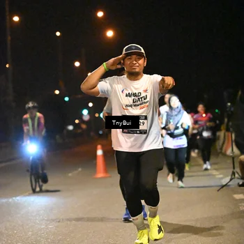 Runner Photo 7760962