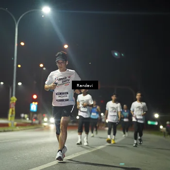 Runner Photo 7760970