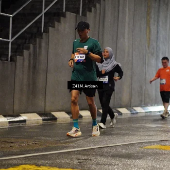Runner Photo 7760985