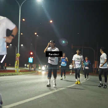 Runner Photo 7760993