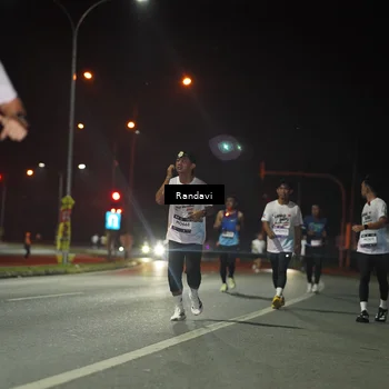 Runner Photo 7760994