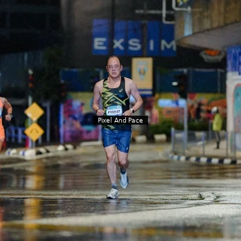 Runner Photo 7760998