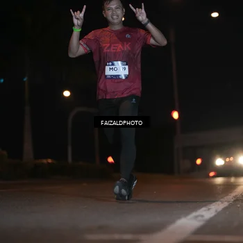 Runner Photo 7761015