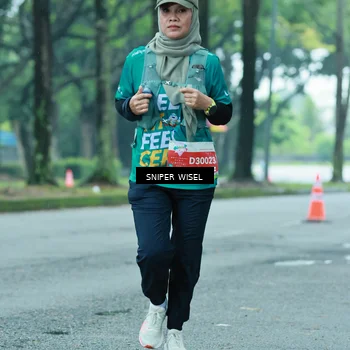 Runner Photo 7761023