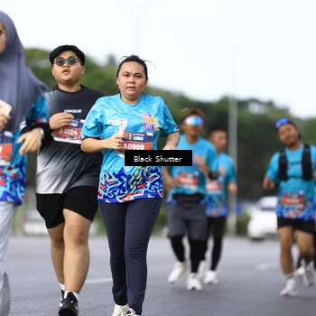 Runner Photo 7761035