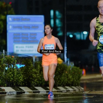Runner Photo 7761040