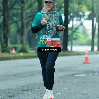 Runner Photo 7761044