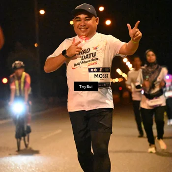 Runner Photo 7761048