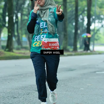 Runner Photo 7761054