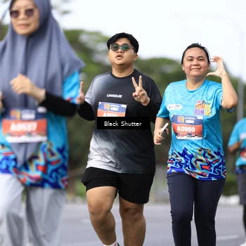 Runner Photo 7761112