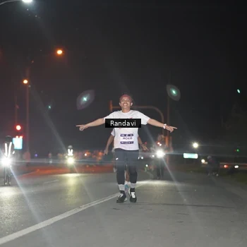 Runner Photo 7761114
