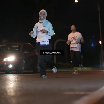 Runner Photo 7761116