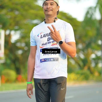 Runner Photo 7761136