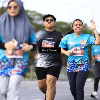 Runner Photo 7761139