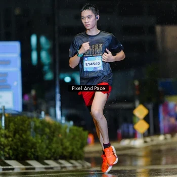 Runner Photo 7761144