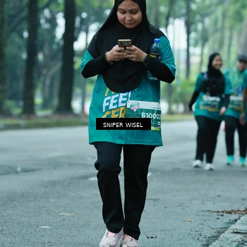 Runner Photo 7761150