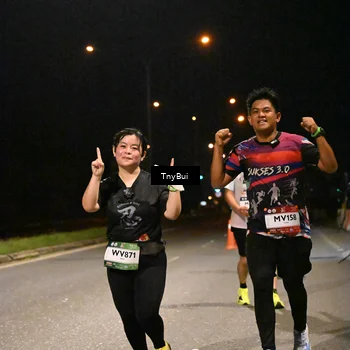 Runner Photo 7761164