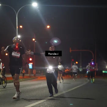 Runner Photo 7761167
