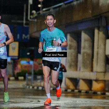 Runner Photo 7761173
