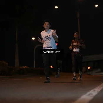 Runner Photo 7761208