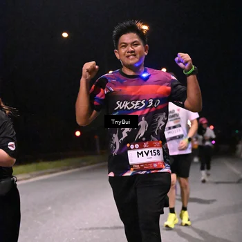 Runner Photo 7761218