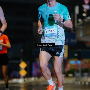 Runner Photo 7761222