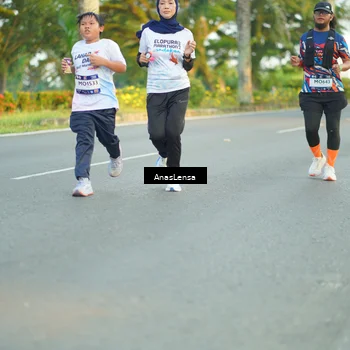 Runner Photo 7761226