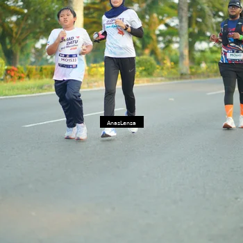 Runner Photo 7761229