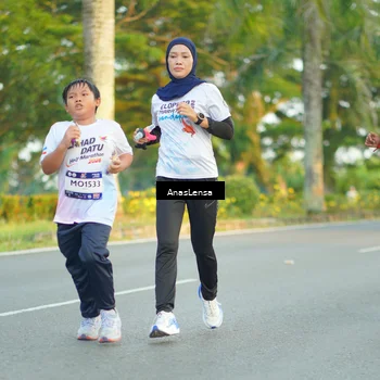 Runner Photo 7761232