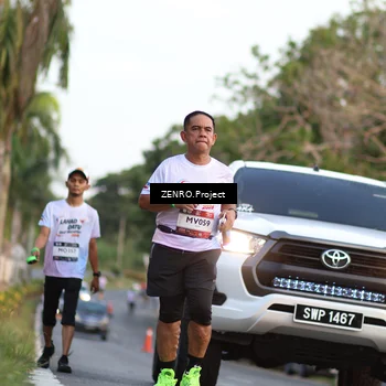 Runner Photo 7761293