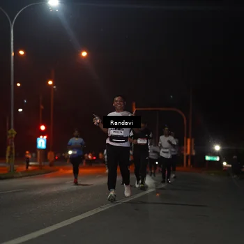 Runner Photo 7761318