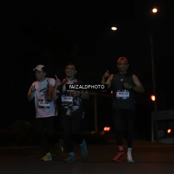Runner Photo 7761320