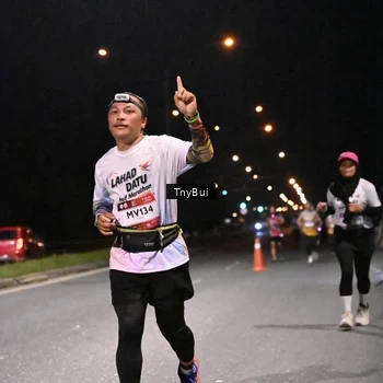 Runner Photo 7761326