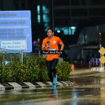 Runner Photo 7761328