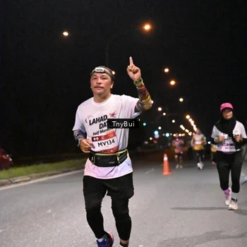 Runner Photo 7761330