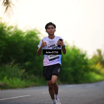 Runner Photo 7761337