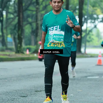 Runner Photo 7761357