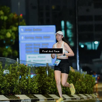 Runner Photo 7761365