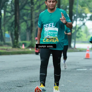 Runner Photo 7761377