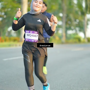Runner Photo 7761402
