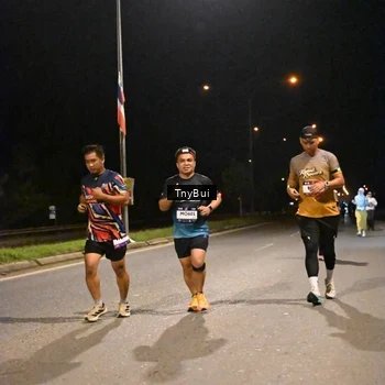 Runner Photo 7761421