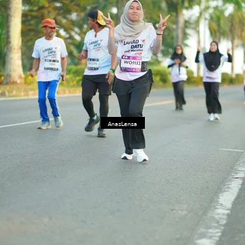 Runner Photo 7761432