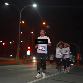 Runner Photo 7761463