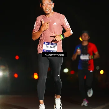 Runner Photo 7761481