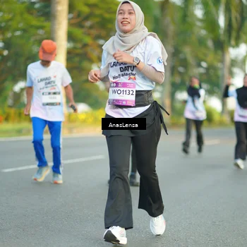 Runner Photo 7761484