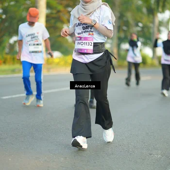 Runner Photo 7761498