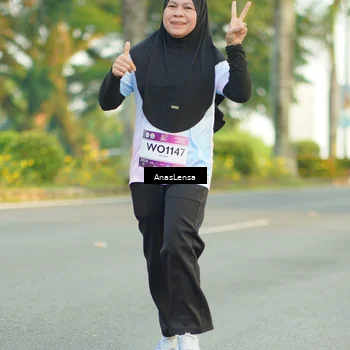 Runner Photo 7761502