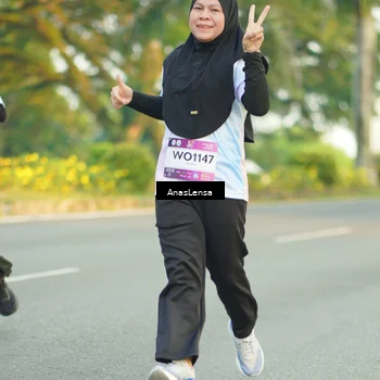 Runner Photo 7761514